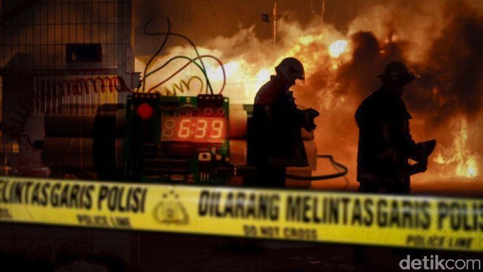 **Bom Bunuh Diri di Masjid Islamabad: 31 Tewas, 131 Terluka dalam Serangan Menyedihkan**