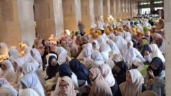 Hadiri Acara MUI, Ibu-ibu Pengajian Titip Doa dan Harapan untuk Presiden: Suara Perempuan yang Menyebut Namanya