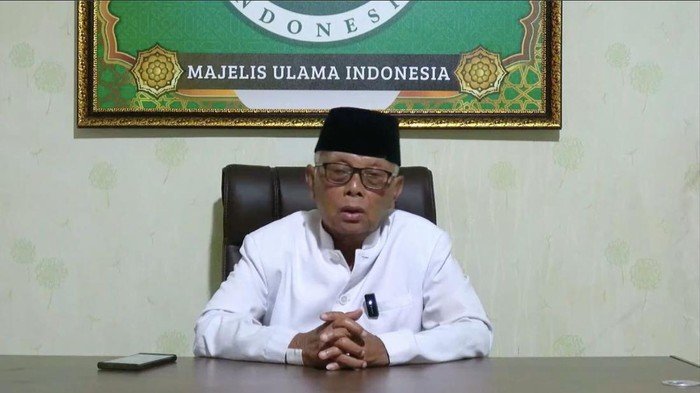 Ketum MUI Ajak Umat Muhasabah Diri Usai Banyak Bencana Terjadi di RI: Kebangkitan Spiritual atau Krisis Kepercayaan?