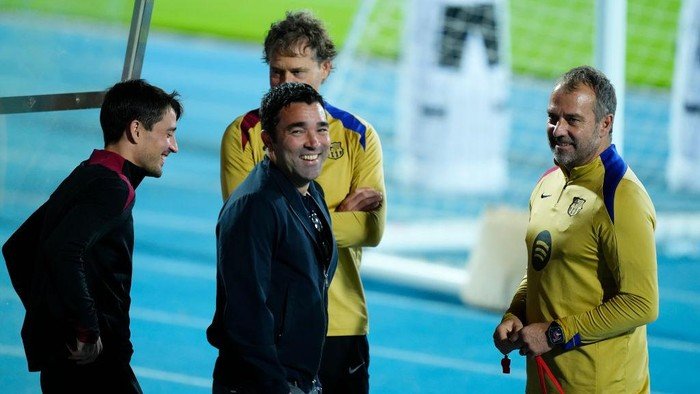 **Jelang Pilpres Barca, Flick Dukung Deco: Sinergi Menuju Sukses**