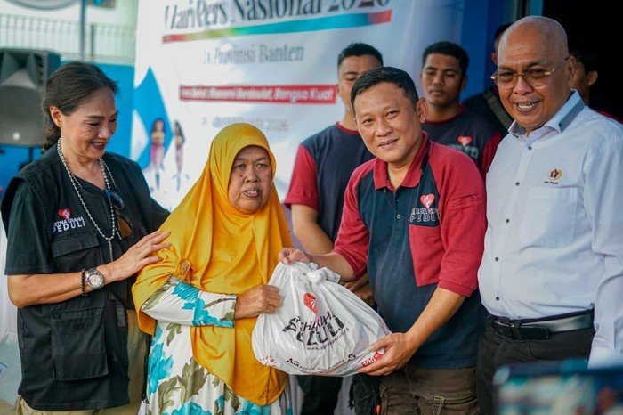 **Dukung HPN 2026, PWI & AGP Distribusikan 3.000 Paket Sembako di Banten**