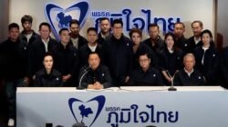 “Anutin Charnvirakul: Strategi Apa yang Membuatnya Berkuasa di Thailand?”