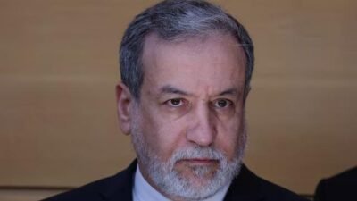 Iran Bersikeras pada Diplomasi Namun Siap Berperang