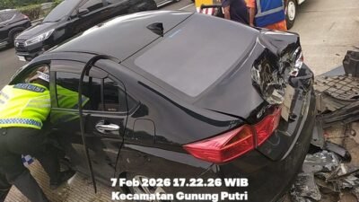 “Potret Ringsek Mobil Diva Siregar: Kecelakaan Tol Jagorawi yang Bikin Heboh!!