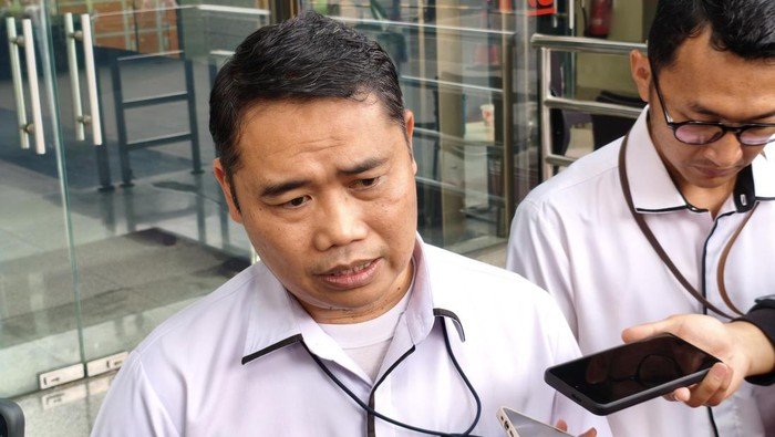 KPK Tangkap Waka PN Depok, Gratifikasi Rp 2,5 M Terkuak!