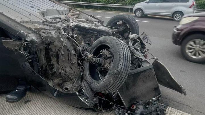 Diva Siregar Terluka dalam Kecelakaan Mengerikan di Jagorawi: 5 Fakta yang Harus Diketahui