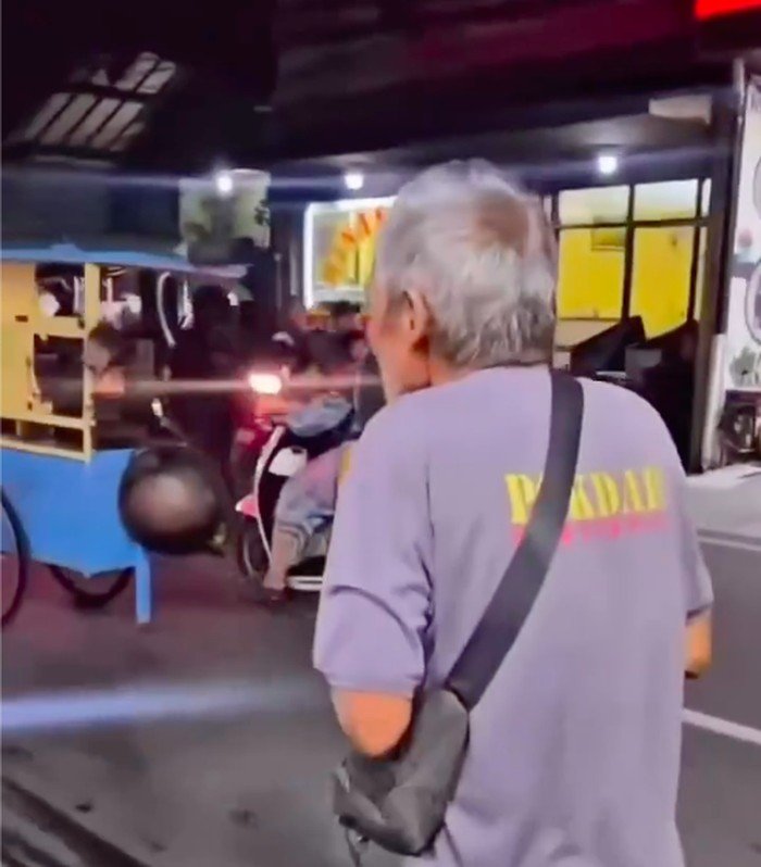 Kakek-Kakek Dituduh Jukir Liar di Jakut, Ternyata Mereka Pensiunan Guru yang Merana