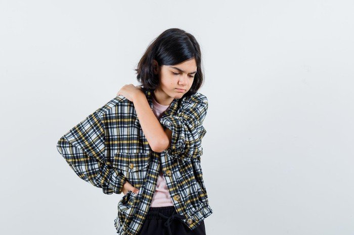 Gen Z Rentan Kekurangan Cairan dan Osteoporosis Dini: Kenali Risiko dan Cegah Dini