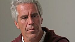 “Ramai-ramai Pejabat Mundur Buntut Dokumen Epstein: Skandal Menyebut Nam”