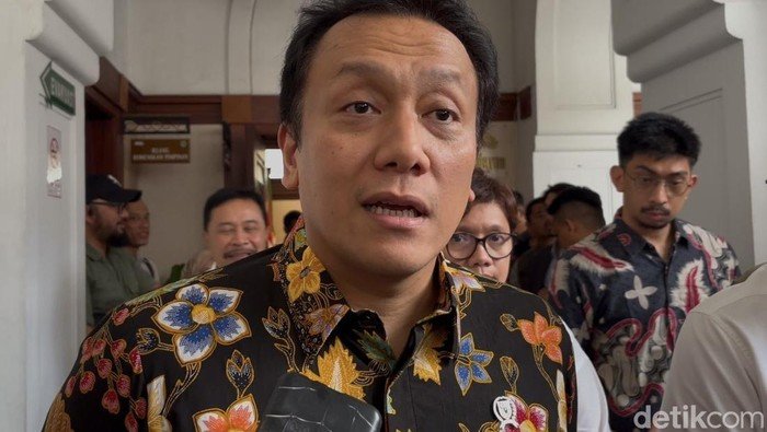 Wamen LH Minta Warga Hindari Air Sungai Tercemar Akibat Kebakaran Pabrik Kimia