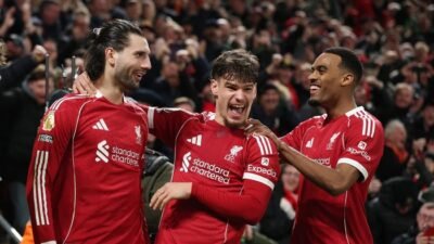 “Slot: Liverpool Sial Musim Ini, Performa Menyusut Drastis”