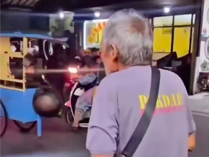 Pensiunan Guru Dipaksa Jadi 