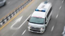 Buntut Ambulans Jadi Penyebab Tabrakan? Waspadalah!