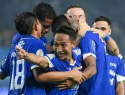 “ACL 2: Beckham di Tim, Persib Tanpa Trio Utama vs Ratchaburi, Bisakah Mereka Bertahan?”