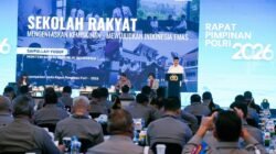 **Mensos Puji Peran Polri dalam Disiplin Siswa Sekolah Rakyat**