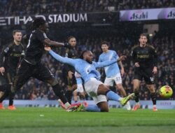 **Man City Ungguli Fulham 3-0 di Babak Pertama: Kekuatan Taktik Guardiola di Etihad Stadium**