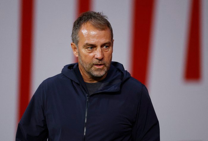 **Bukan Maksud Hansi Flick Ejek Real Madrid, Barcelona Siap Tantang Atletico di Semifinal Copa Del Rey**