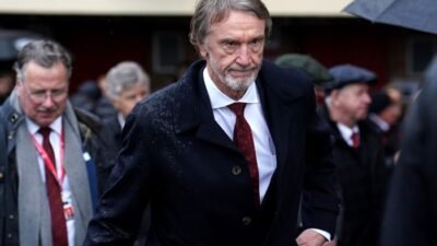 Sir Jim Ratcliffe Nggak Masalah Nggak Disukai, Klaimnya Tentang Transfer Pemain Ini Bikin Heboh Dunia Bola!