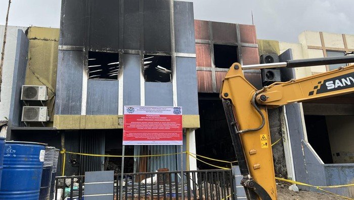 Gudang Pestisida Terbakar di Tangsel, Polisi Siagakan Kawasan