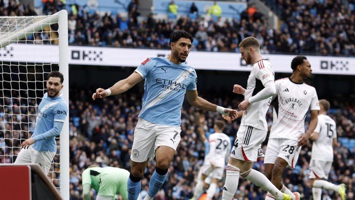 **Man City vs Salford: Menang, Citizens Siap Javi Babak Kelima Piala FA**