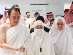 “Mikat di Tan’im, Megawati Tunaikan Umrah Bareng Prananda-Puan: Kisah Kebersamaan dalam Ibadah”