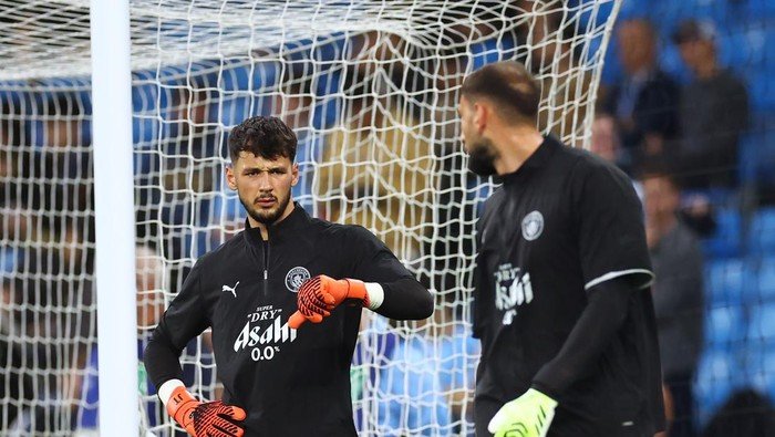 **James Trafford Masa Depannya Abu-abu di Manchester City, Donnarumma Datang sebagai Perubahan Besar**