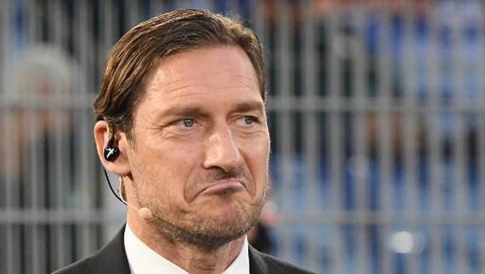 Francesco Totti Akan Kembali Berseragam AS Roma, Pastikan!