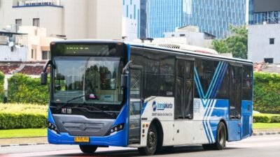 Koridor 13 Berdarah: 2 Bus Transjakarta Tabrakan, Sejumlah Penumpang Terluka