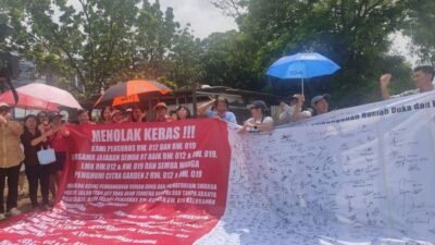 Demo Hebat Warga Tolak Krematorium di Kalideres, Jakbar