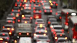 “Tol Arah Jakarta Pagi Ini Terasa Seperti Nolak! Ini Titik-titik Kepadatan yang Wajib Diketahui”
