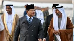 “Prabowo Tiba di Abu Dhabi, Pertemuan dengan Presiden MBZ Siap Menentukan Destinasi Ekonomi Indonesia”