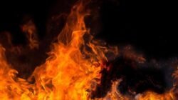 Kebakaran Hebat di Lapak Barang Bekas Tangerang: Pemadaman Masih Berlangsung