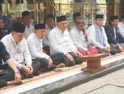 Safari Ramadan, NasDem Berziarah di Makam Pendiri NU: Solidaritas atau Strategi Politik?