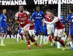 “Corner Chaos! Arsenal Sketak Menang 2-1 dihadapan Chelsea”