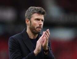 **Manchester United Naik ke Posisi Tiga, Tapi Carrick Tetap Fokus**