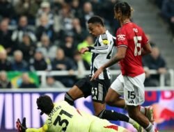 **Lammens Sebut Ramsey Diving, Pantas Dikartu Merah: Insiden Hebat di St. James’ Park**