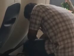 Nangisnya Penjaga Kursi Pijat di Gubeng: Difitnah Curi Emas hingga Viral!