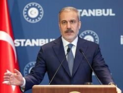 “Rudal Iran Mengarah ke Wilayahnya, Turki Protes-Beri Pesan ke Teheran: Gebrakan diplomatik atau ancaman serius?”