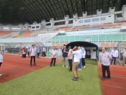 “Pemkab Bogor Gelar Salat Idul Fitri di Stadion Pakansari, Menyambut Hari Raya dengan Gaya Modern”