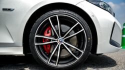 “Mengalami Performa Ban Baru Bridgestone Potenza Adrenalin RE005 untuk Mobil Sport, Grip yang Mantap!”