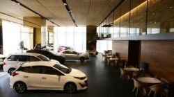 **Kelas Menengah RI Preferensi Emas daripada Mobil, Bagaimana Dampaknya pada Industri Otomotif?**