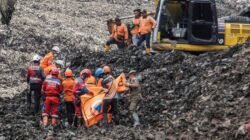 Tragedi Bantargebang: Update Korban Tewas Imbas Longsor Sampah Jadi 7 Orang, 6 Selamat!