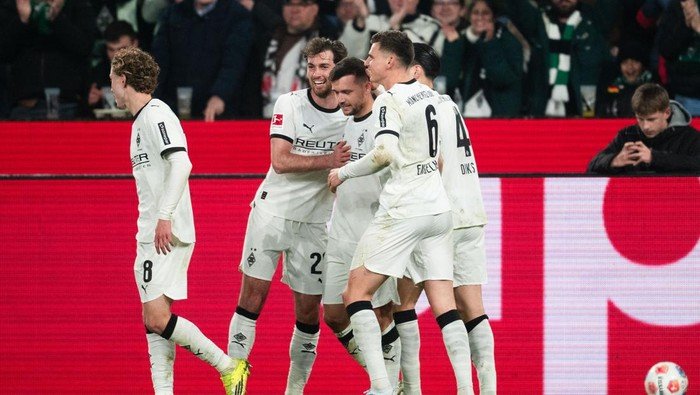Gladbach Vs St. Pauli: Menang 2-0, Kevin Diks Cs Jauhi Zona Merah - Update 1
