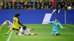 Dortmund Vs Augsburg: Die Borussen Menang 2-0 di Bawah Hujan Emas!