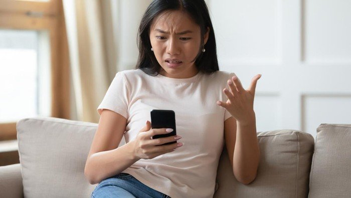 **Sering Pusing setelah Main HP-Laptop? Neurolog Ingatkan Pemicu yang Jarang Disadari**