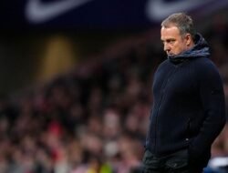 “Barcelona Menang Telak, Tetapi Kritik Flick Membuncahkan Pertanyaan Besar di Tim”