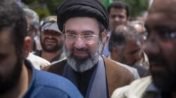 “Terkuak Kabar Mojtaba Khamenei Terluka hingga Dioperasi di Rusia: Misteri Kesehatan Pemimpin Terkuak”