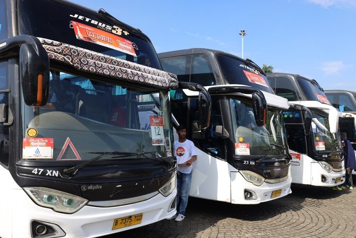 **PAM JAYA Dukung Mudik Gratis, Siapkan 15 Bus ke Jawa-Sumatera**