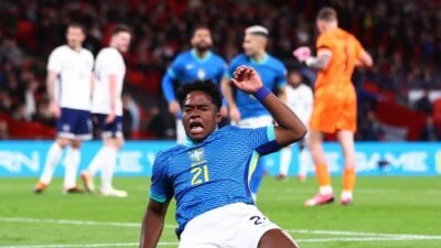 Endrick Gacor di Lyon, Menantang Tradisi Timnas Brasil!