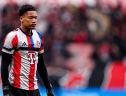 **Bayern Vs Atalanta: Kompany Waspadai Kiper Muda 16 Tahun di Laga Kritikal**